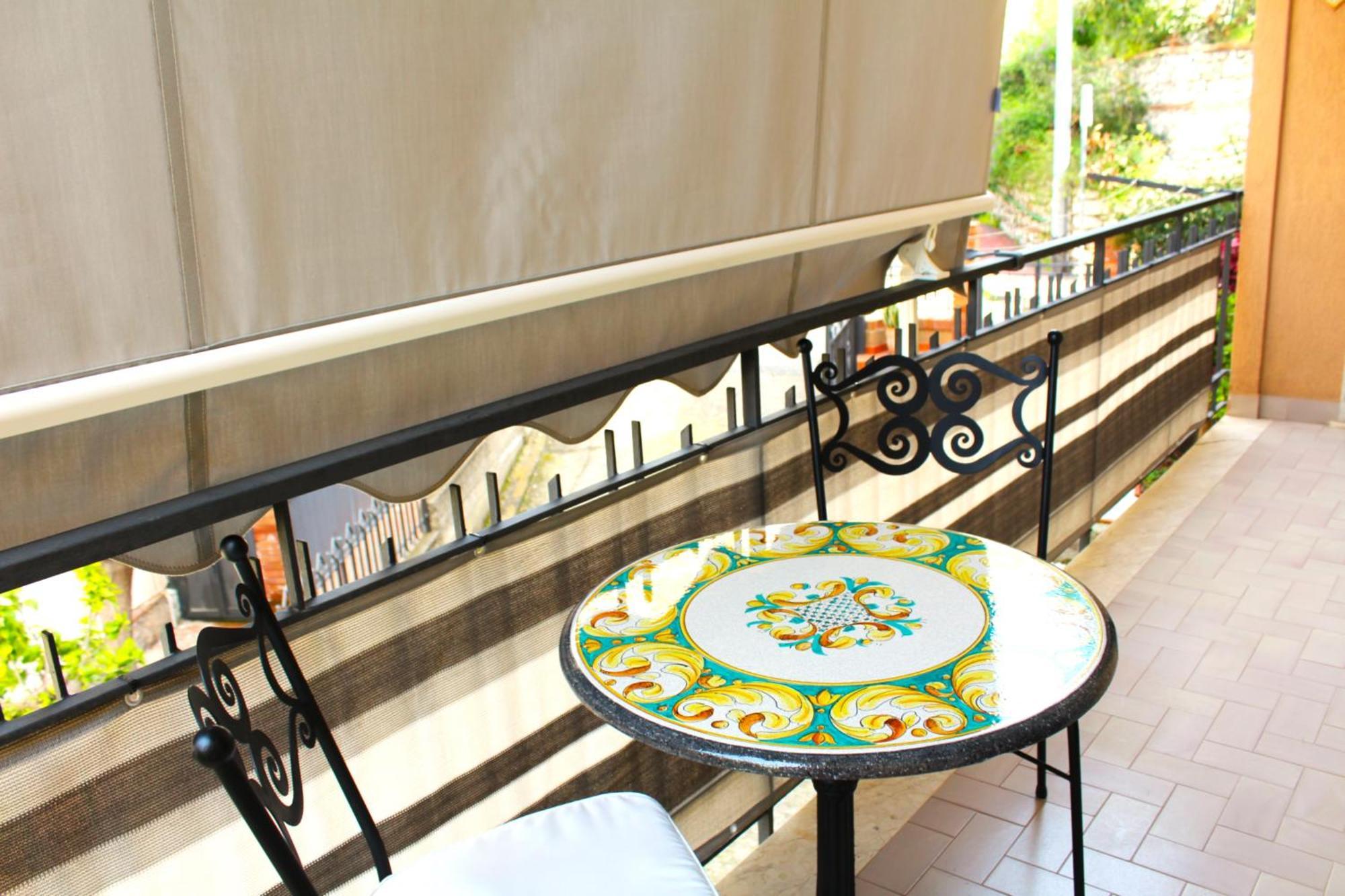 Anto'S Apartment - จีอาร์ดีนี นักซอส ภายนอก รูปภาพ