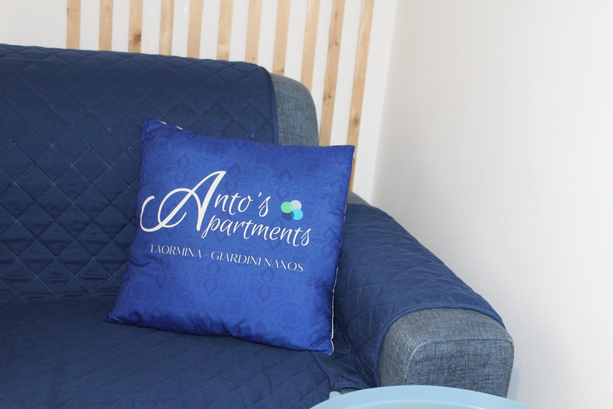 Anto'S Apartment - จีอาร์ดีนี นักซอส ภายนอก รูปภาพ